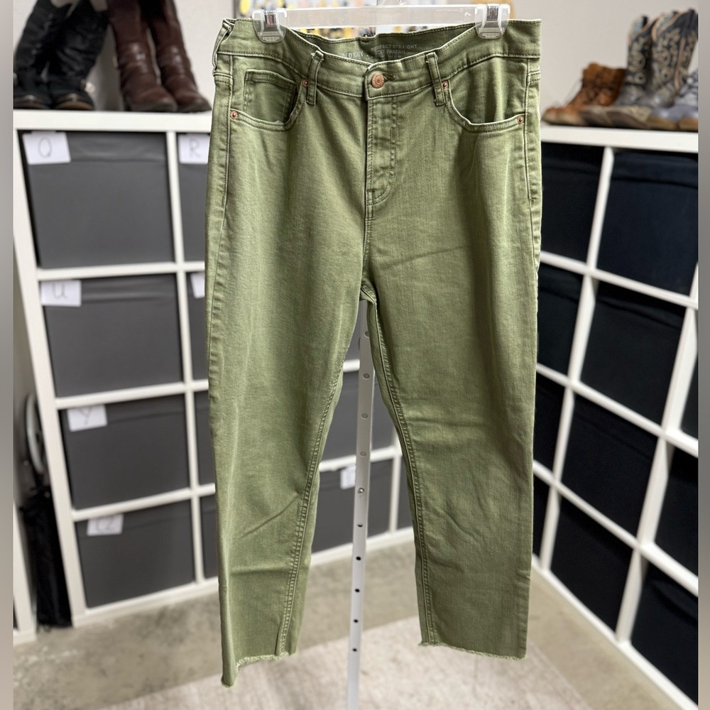 Old Navy Green Straight-Leg Jeans with Relaxed Fit